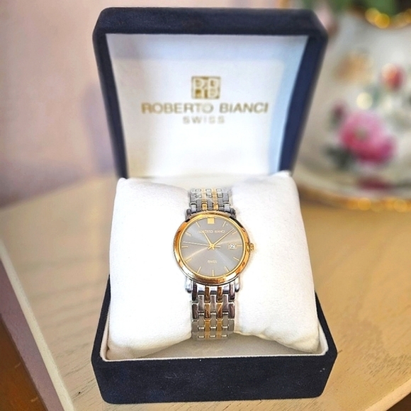 Roberto Bianci Swiss Water Resistant Silver & Gold Link 35mm Watch In Box NWT - Picture 2 of 10